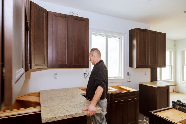Countertop Disposal in Benton